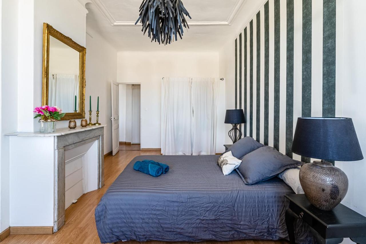 T2 Vue Mer Au Pied De La Major Marseille Extérieur photo
